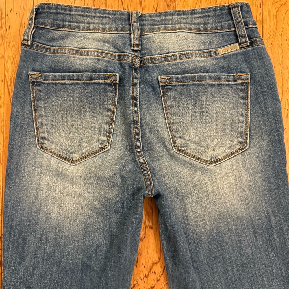 KanCan 5/26 Women’s Distressed Jeans - Picture 5 of 6